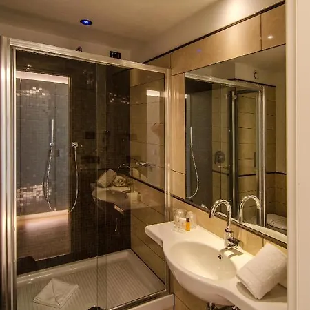 호텔 Hotel Viareggio 비아레지오